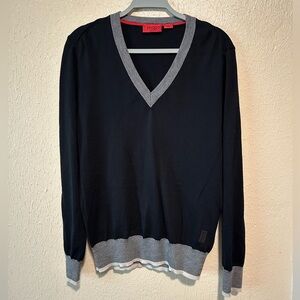 Hugo Boss‎ Sweater Virgin Wool Size Medium V-Neck